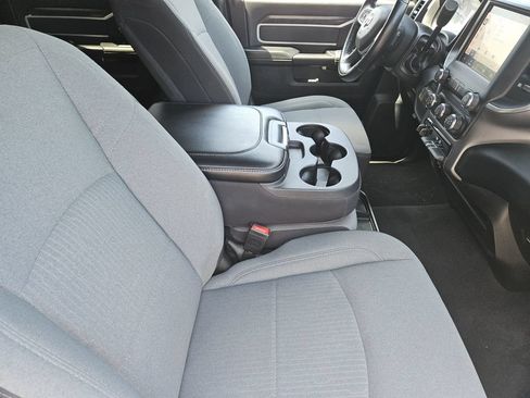 Used 2024 RAM 2500 Big Horn AWD/4WD image 10