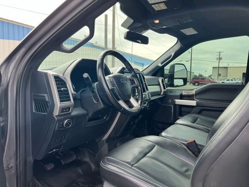 Used 2022 Ford F350 Lariat w/ Lariat Ultimate Package AWD/4WD image 25