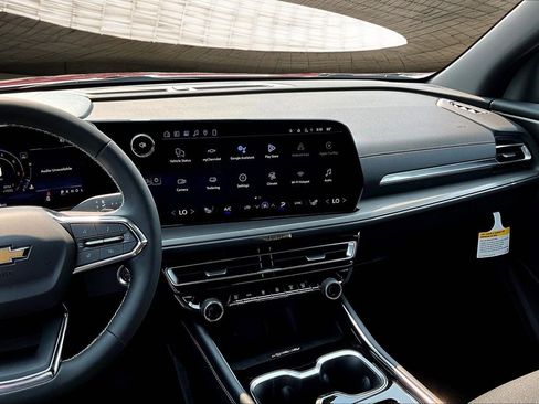 New 2026 Chevrolet Traverse LT w/ Driver Confidence Package image 6