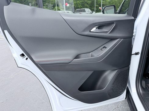 New 2026 Chevrolet Equinox RS w/ Convenience Package III FWD image 33