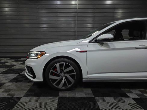 Used 2020 Volkswagen Jetta GLI image 36