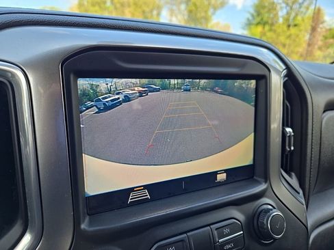 Used 2019 Chevrolet Silverado 1500 LT Trail Boss w/ Convenience Package AWD/4WD image 31
