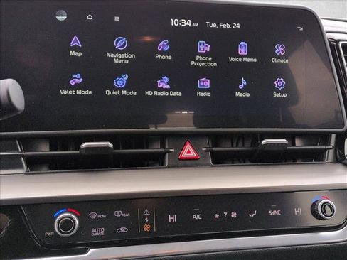 Used 2023 Kia Sportage EX image 15