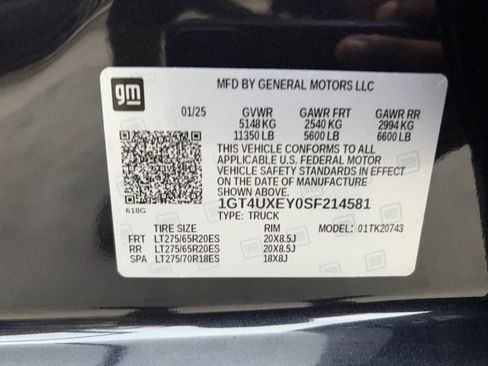 Certified 2025 GMC Sierra 2500 Denali Ultimate AWD/4WD image 34