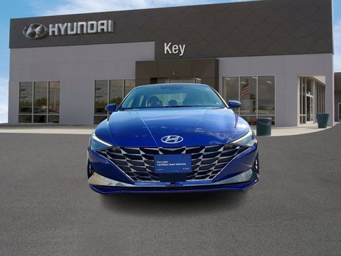 Certified 2023 Hyundai Elantra Limited w/ Cargo Package FWD image 8