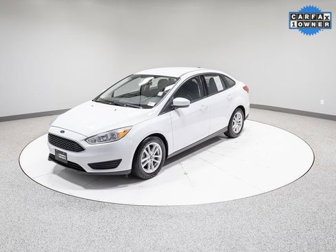 Used 2018 Ford Focus SE image 30