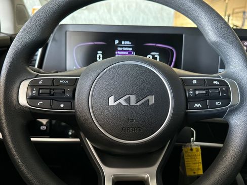 Certified 2023 Kia Sportage LX FWD image 19