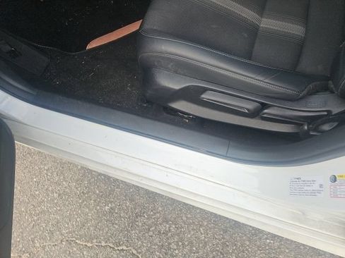 Used 2022 Honda Civic Sport image 28