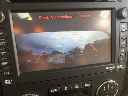 Used 2012 GMC Yukon XL Denali RWD image 29