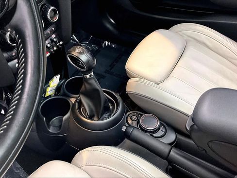 Used 2018 MINI Cooper S FWD image 17