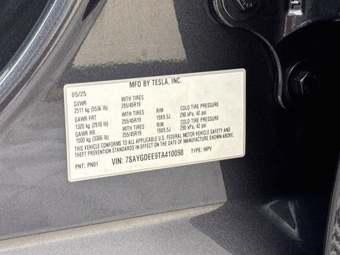 Used 2026 Tesla Model Y AWD image 49