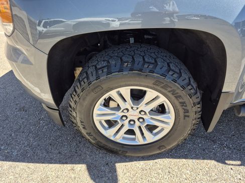 Used 2019 GMC Canyon SLE w/ Driver Alert Package image 24