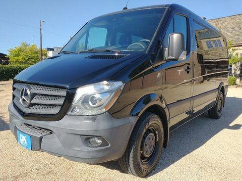 Used 2017 Mercedes-Benz Sprinter 2500 image 70