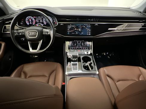 Used 2020 Audi Q8 Premium Plus AWD/4WD image 22