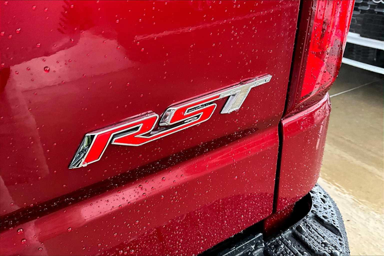 Used 2020 Chevrolet Silverado 1500 RST w/ Texas Edition RWD image 10