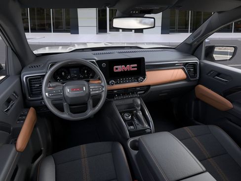 New 2026 GMC Canyon AT4 AWD/4WD image 15