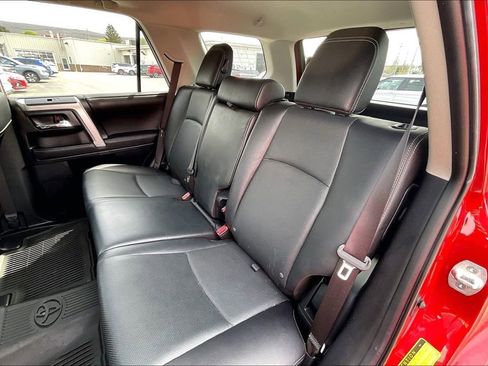 Used 2021 Toyota 4Runner Limited AWD/4WD image 25