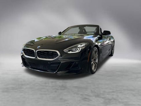 Used 2025 BMW Z4 sDrive30i RWD image 2