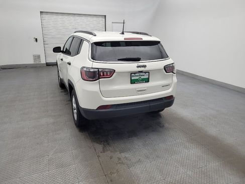 Used 2021 Jeep Compass Sport image 6