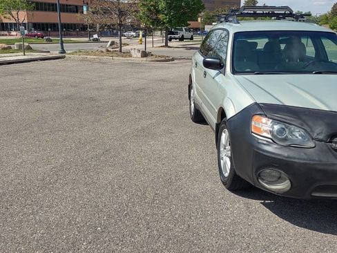 Used 2005 Subaru Outback 2.5i image 4