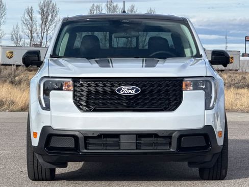 New 2026 Ford Maverick Lariat w/ Black Appearance Package image 17