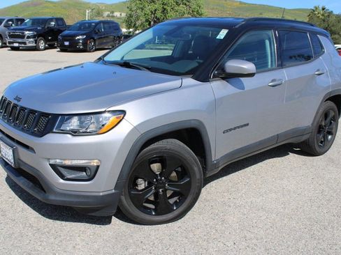 Used 2018 Jeep Compass Altitude w/ Popular Equipment Group image 1