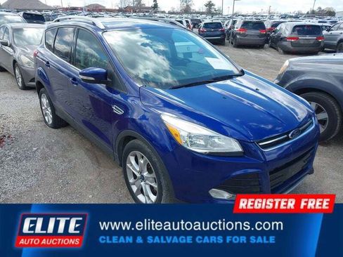 Used 2016 Ford Escape Titanium image 2