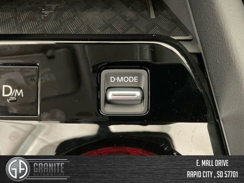 New 2025 Nissan Murano SV AWD/4WD image 28
