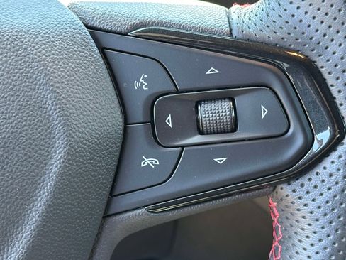 Used 2023 Chevrolet TrailBlazer RS w/ Convenience Package AWD/4WD image 22