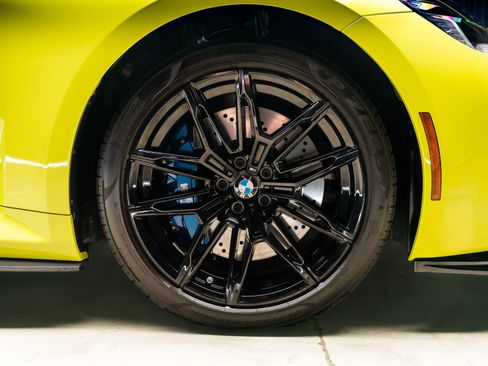 Used 2025 BMW M2 w/ Lighting Package RWD image 31