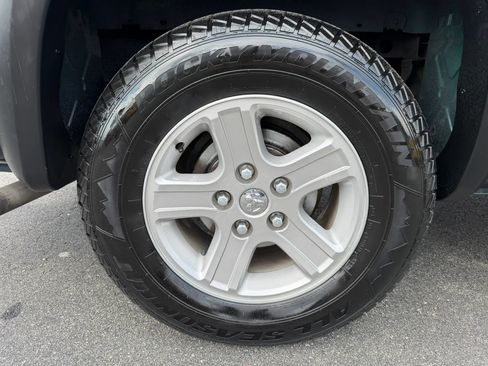 Used 2011 Dodge Dakota Big Horn w/ Utility Group AWD/4WD image 33