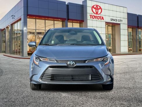 New 2026 Toyota Corolla LE FWD image 9