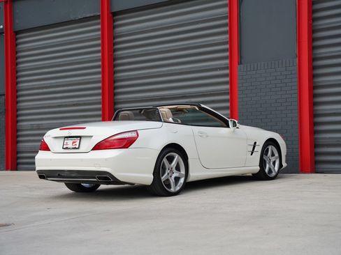 Used 2016 Mercedes-Benz SL 400 image 14