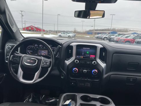 Used 2022 GMC Sierra 2500 SLE w/ SLE Convenience Package image 15