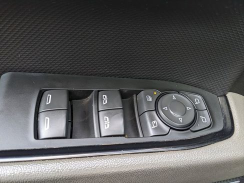 Used 2024 Chevrolet Silverado 1500 ZR2 image 57