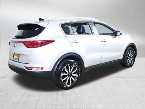 Used 2017 Kia Sportage EX w/ EX Premium Package AWD/4WD image 7