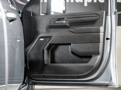 Used 2024 GMC Sierra 2500 AT4 w/ AT4 Premium Plus Package image 37