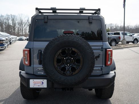 Used 2023 Ford Bronco Wildtrak image 8