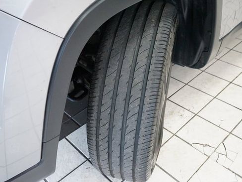 Used 2019 Jeep Cherokee Limited image 51