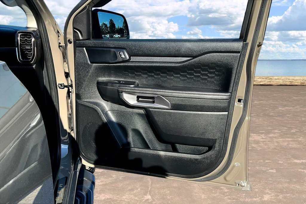 Certified 2025 Ford Ranger XLT AWD/4WD image 31