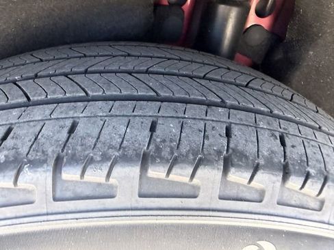 Used 2023 Ford Escape SE w/ PHEV Premium Package FWD image 34