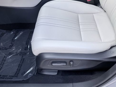 Used 2026 Honda HR-V EX-L image 29