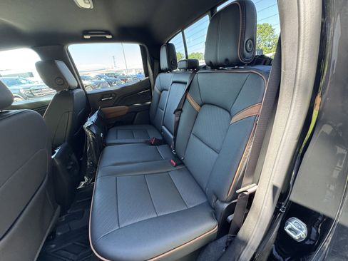 New 2025 GMC Canyon AT4 w/ Off-Road Front Bumper Package image 16