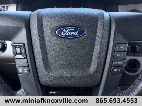 Used 2017 Ford Expedition XLT RWD image 24