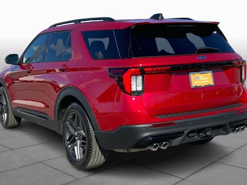 Certified 2025 Ford Explorer ST image 12