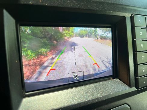 Used 2022 Ford F250 XL w/ Power Equipment Group AWD/4WD image 15