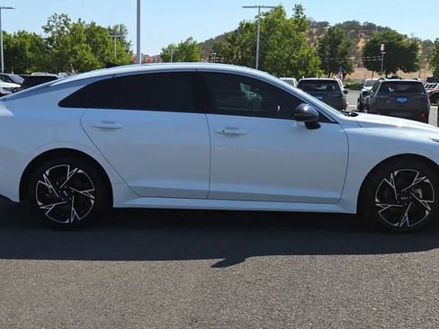 Used 2025 Kia K5 GT-Line w/ GT-Line Premium Package FWD image 9