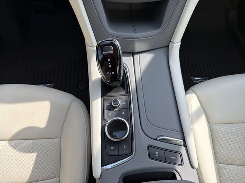 Used 2023 Cadillac XT6 Premium Luxury w/ LPO, Floor Liner Package AWD/4WD image 23