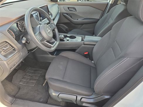 Used 2023 Nissan Rogue S FWD image 15