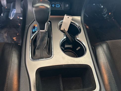 Used 2019 Jeep Grand Cherokee Altitude image 48